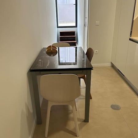 Apartamento Acolhedor Em Авейру Экстерьер фото