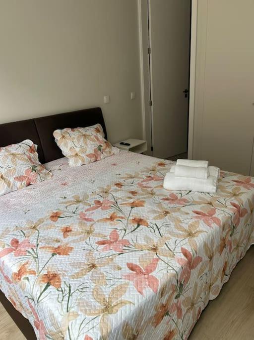 Apartamento Acolhedor Em Авейру Экстерьер фото